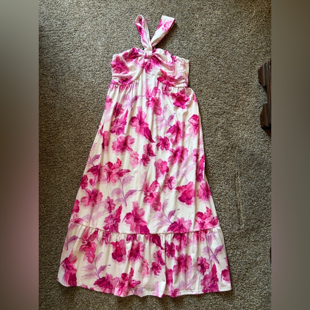Grace Karin Pink Floral Maxi Dress. Pockets.Never worn. Beautiful comfortable